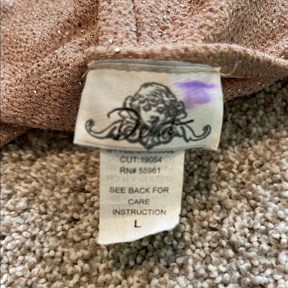 Debut Gold Gown - Picture 5 of 5